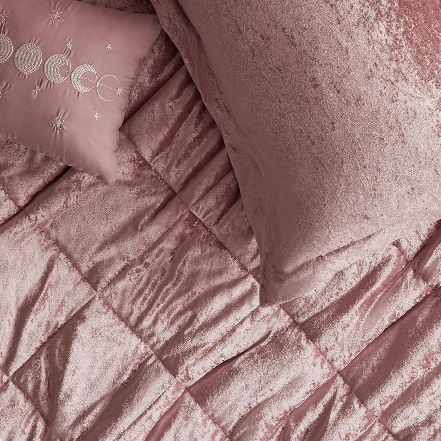 Velvet Comforter Set Full/Queen – 4-Piece All-Season Diamond Quilted Bedding, Blush