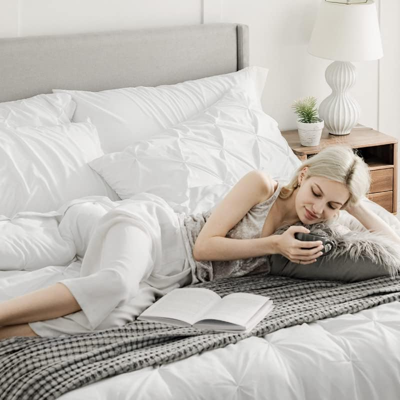 Twin Bed in a Bag – 5-Piece White Comforter Set with Sheets & Pillowcase