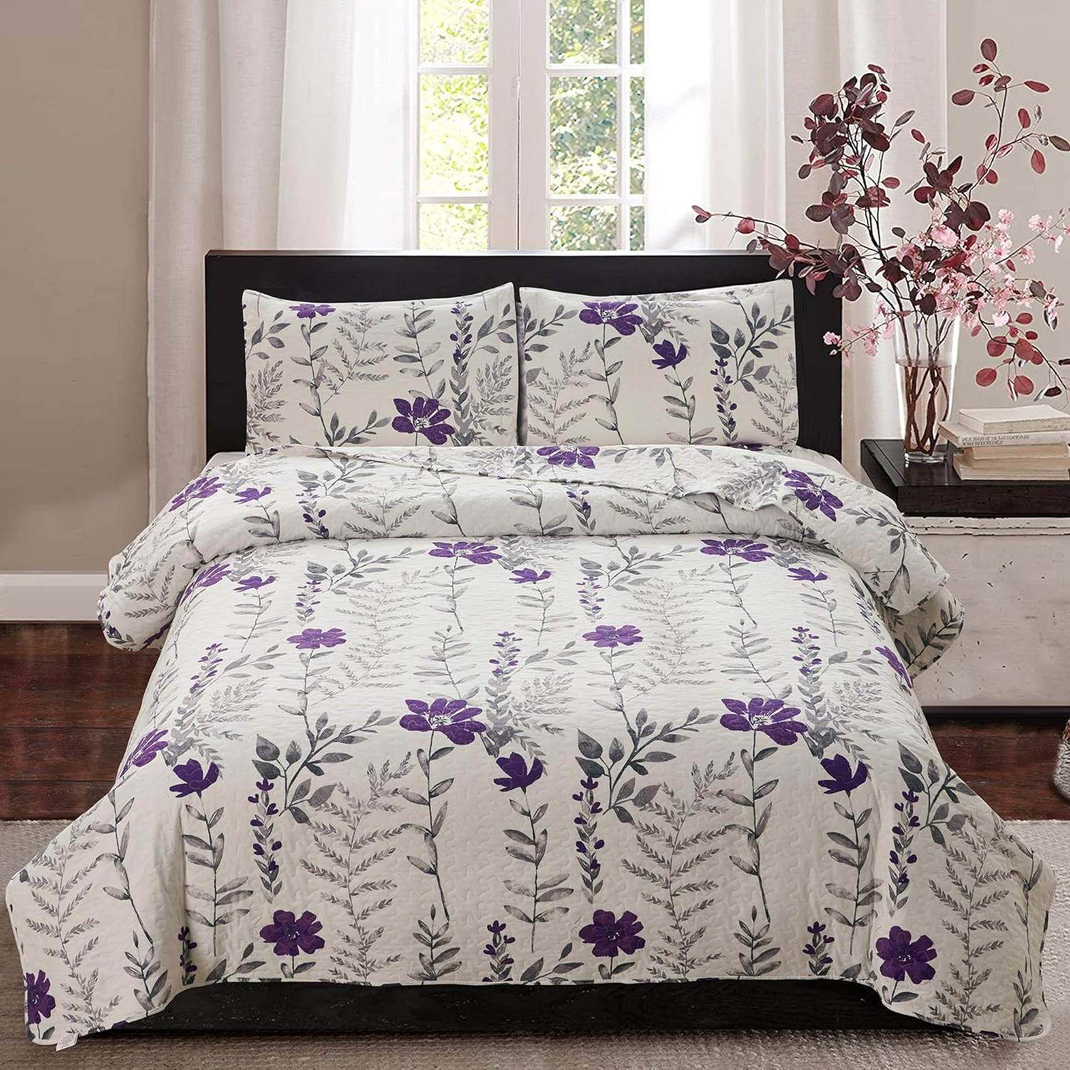 Elegant Vintage Floral Quilt Set – Reversible Queen Bedding