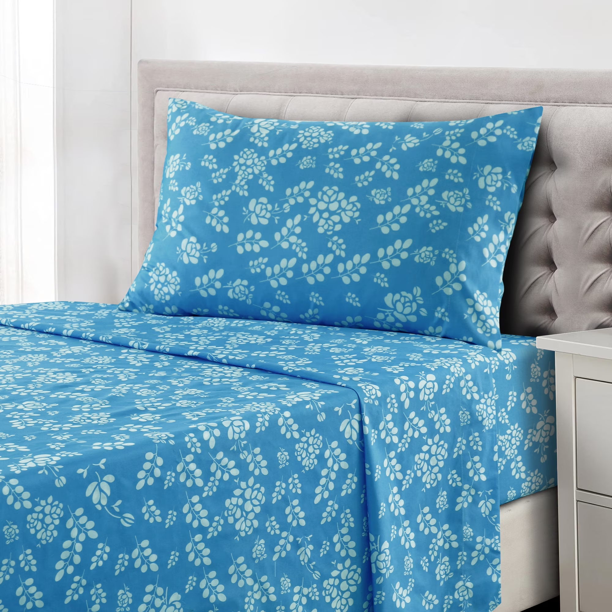 Twin Size Floral Microfiber Bed Sheet Set – 3 Piece, Deep Pocket, Blue