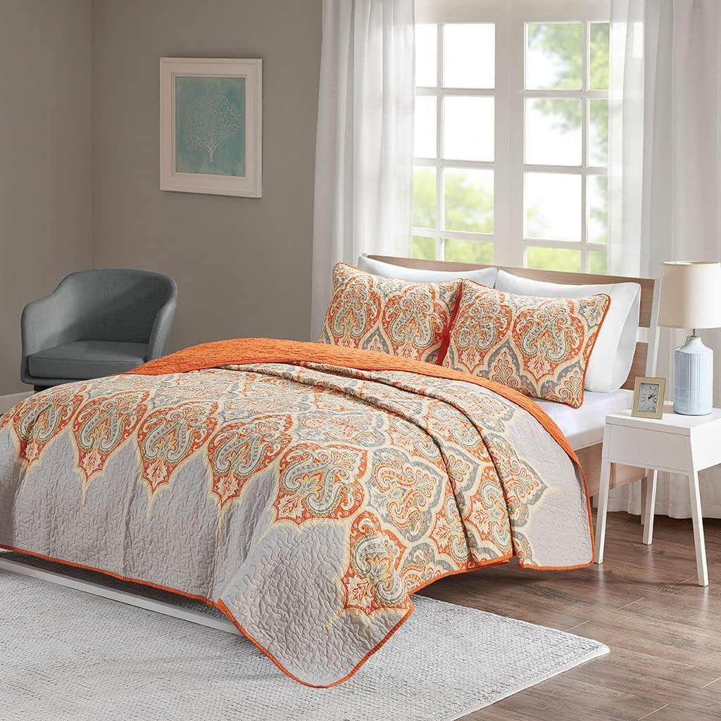 King/Cal King Paisley Quilt Set – Lightweight All-Season Coverlet
