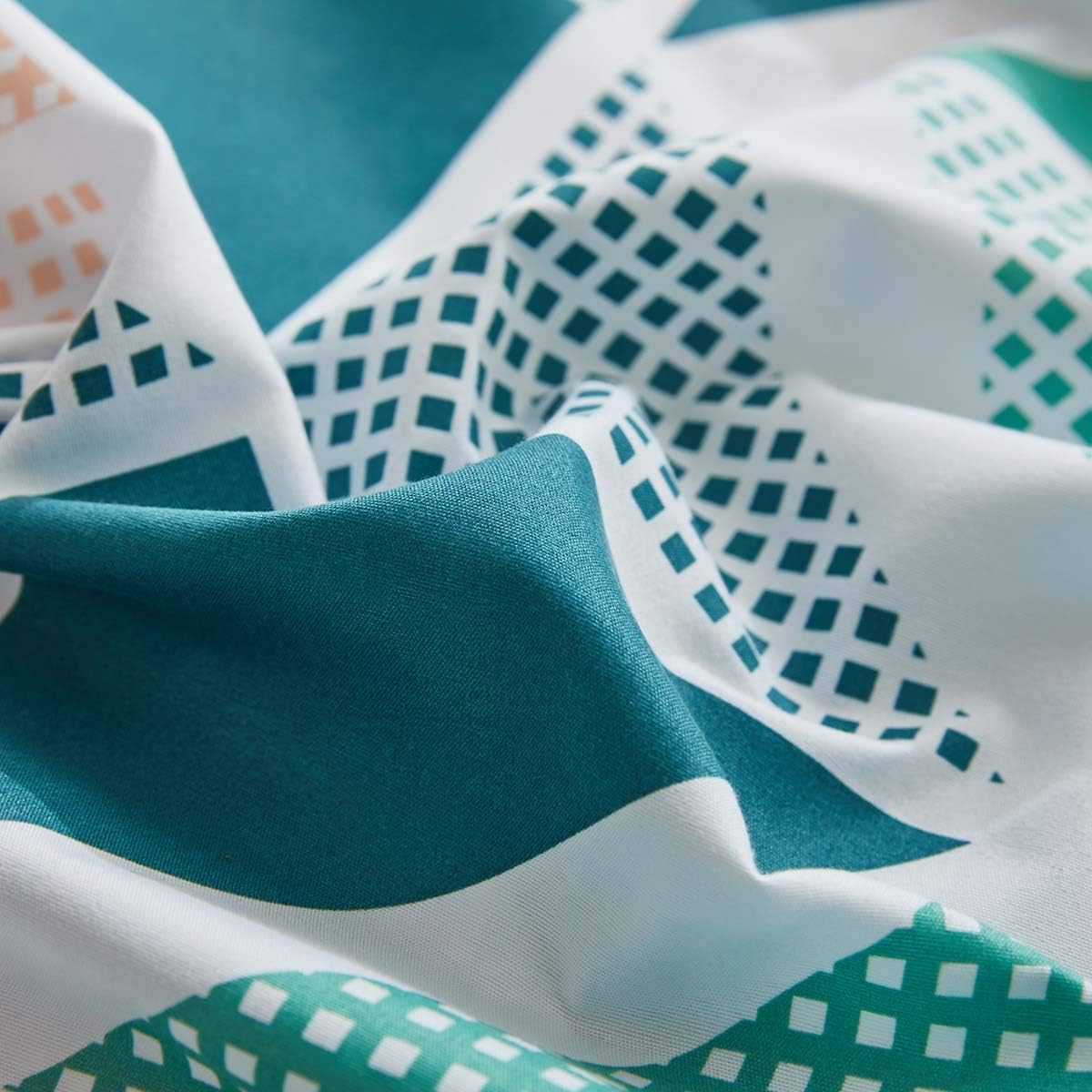 7-Piece Queen Bed-in-a-Bag Comforter Set – Yellow & Green Triangle Print, Reversible Microfiber Bedding with Sheets & Pillow Shams