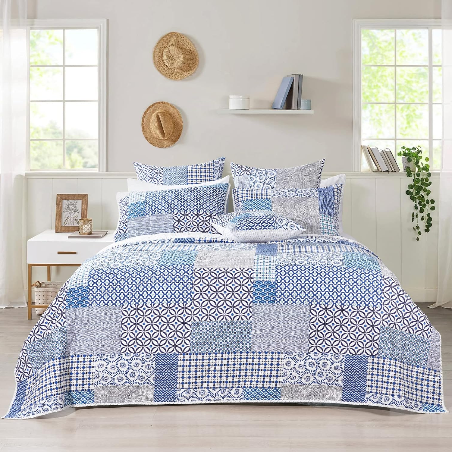 100% Cotton Patchwork Quilt Set – Ultra Soft, Reversible, Lightweight, All-Season