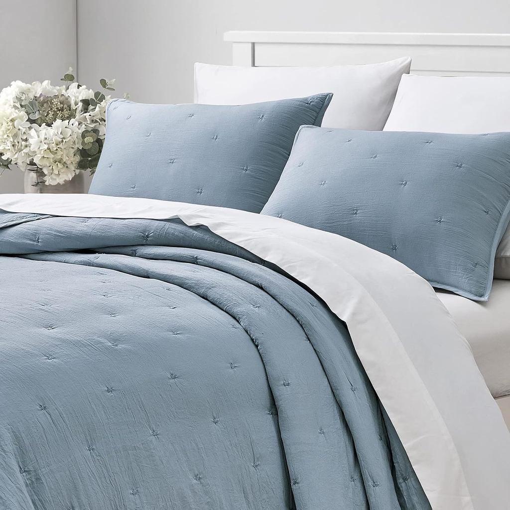 Full/Queen Embroidered Quilt Set – 3-Piece Lightweight Microfiber Star Bedspread, Ultra Soft, Blue