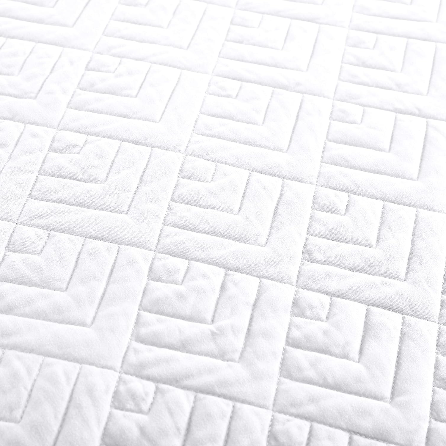 Full/Queen Quilt Set – Modern Geometric Design, Soft & Lightweight, All-Season