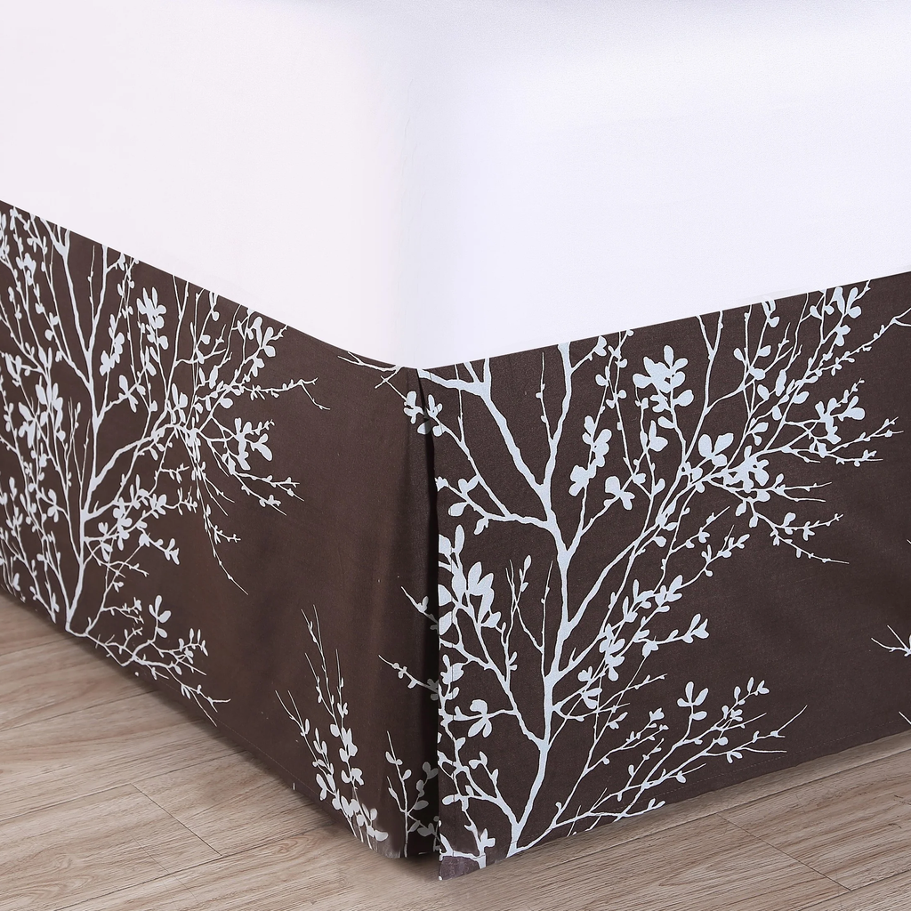 King 8-Piece Reversible Bed-in-a-Bag – Leaf Print, Adult & Unisex