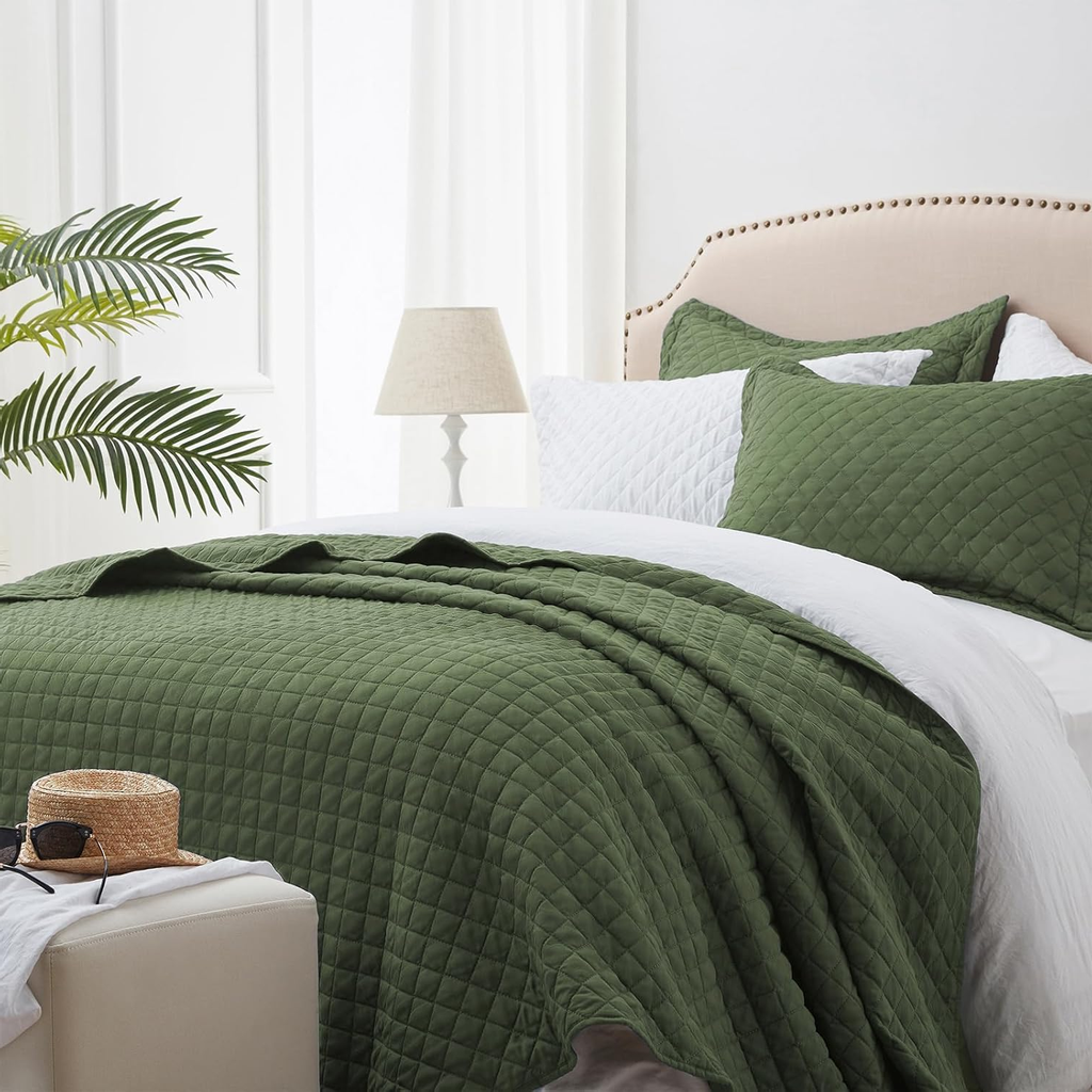 Olive Green Twin Quilt Set – Soft Lightweight Reversible Bedding