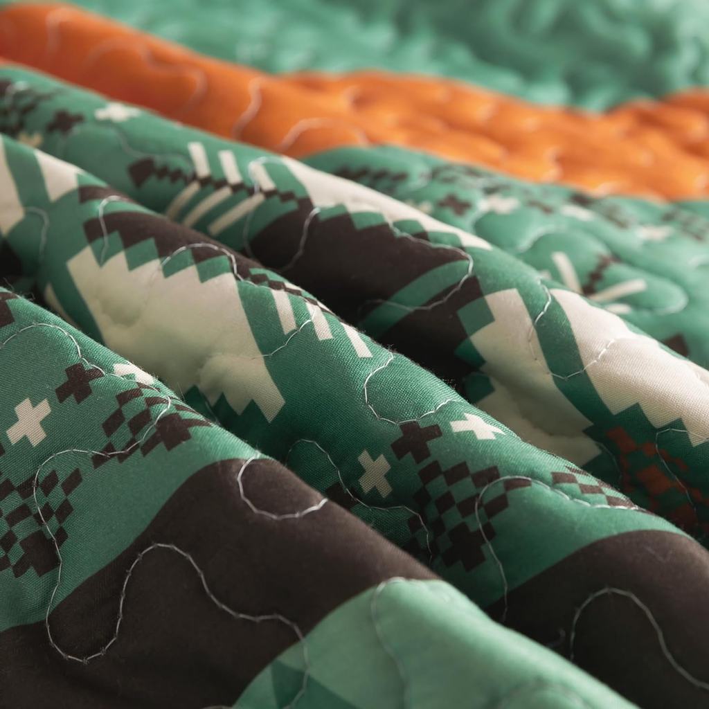 Rustic Cabin Bear King Quilt Set – Nature Lodge Bedding (2 Shams)