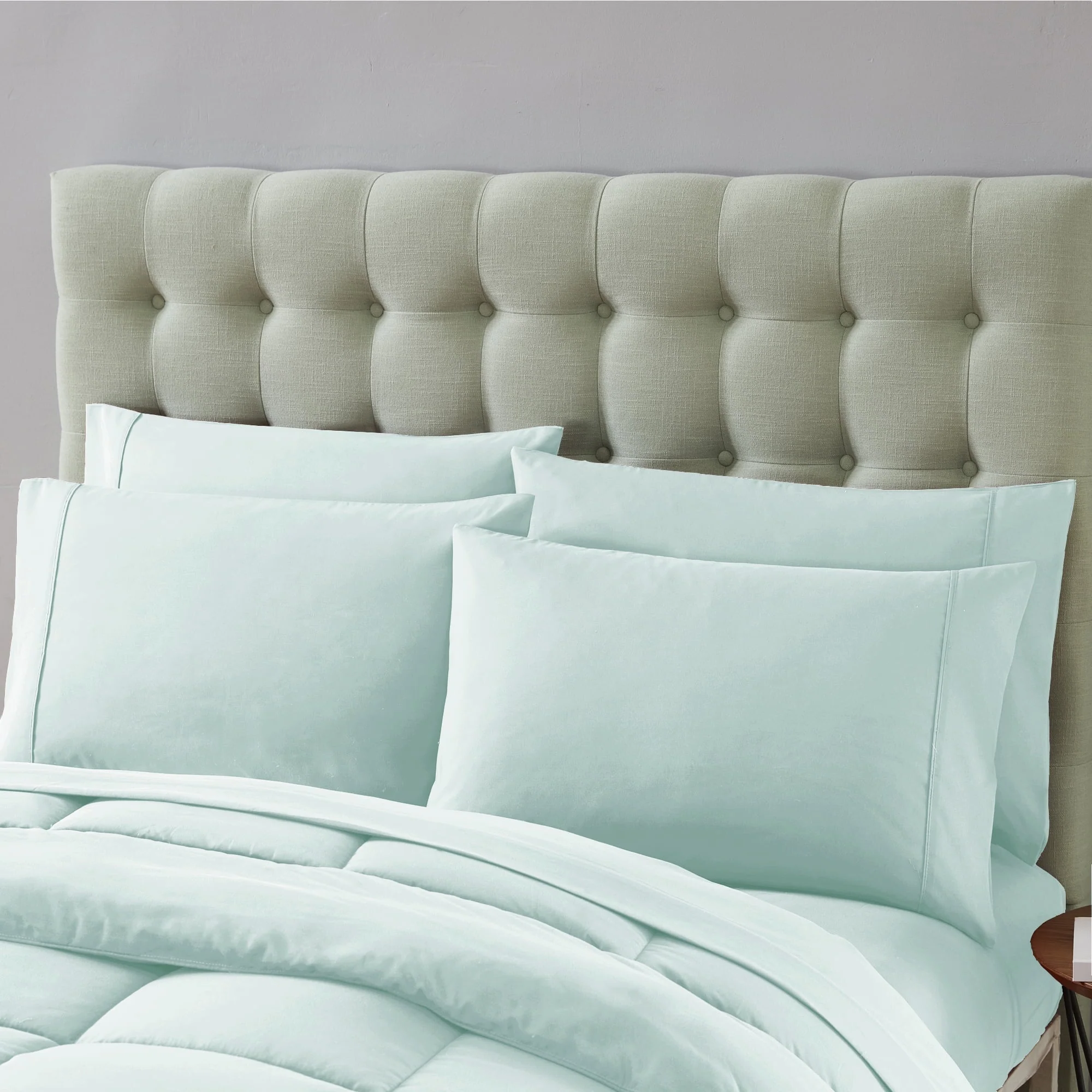 7-Piece Queen Bed-in-a-Bag Comforter Set – Luxury Aqua Down Alternative, Includes Sheets & Pillow Shams