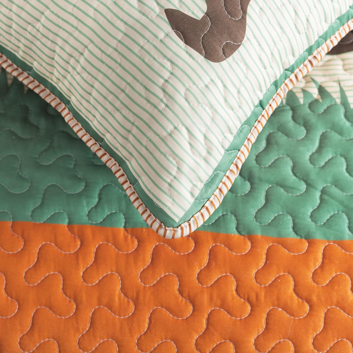 Rustic Cabin Bear King Quilt Set – Nature Lodge Bedding (2 Shams)