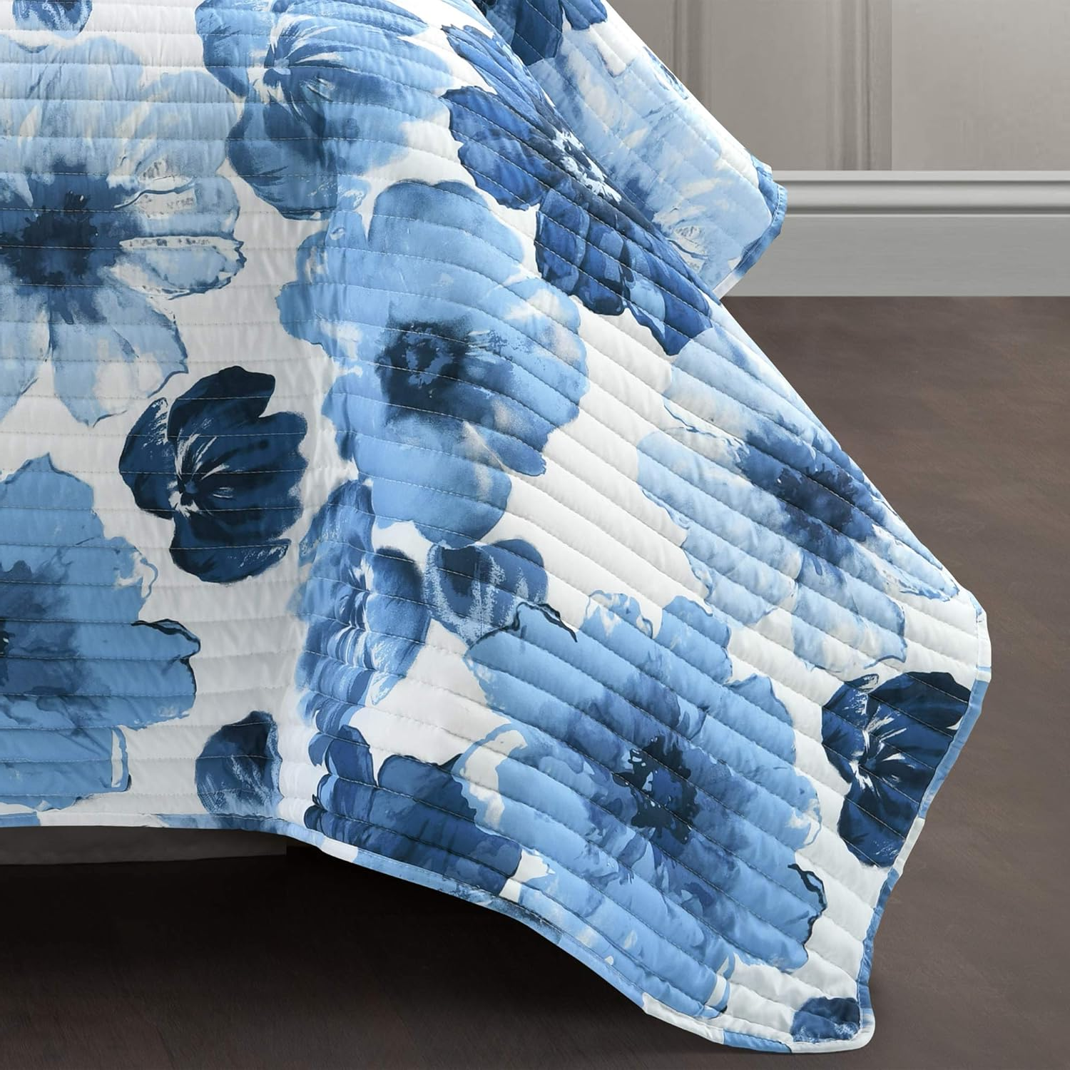 Leah Reversible Floral Quilt Set – King Size, 3 Pieces