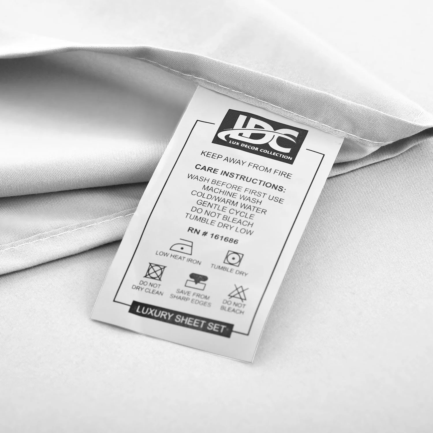 Luxury Microfiber Bed Sheet Set – 6 Piece, Queen Size, Deep Pocket, White Color